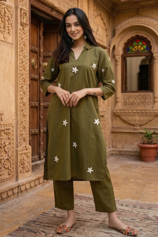 Green Embroidered Kurta & Pant